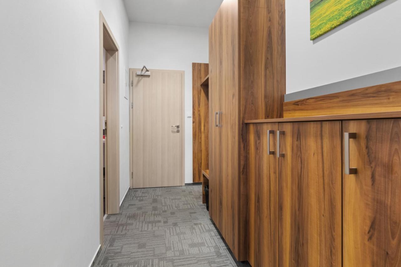 Penzion Na Namesti Dvůr Králové nad Labem Extérieur photo