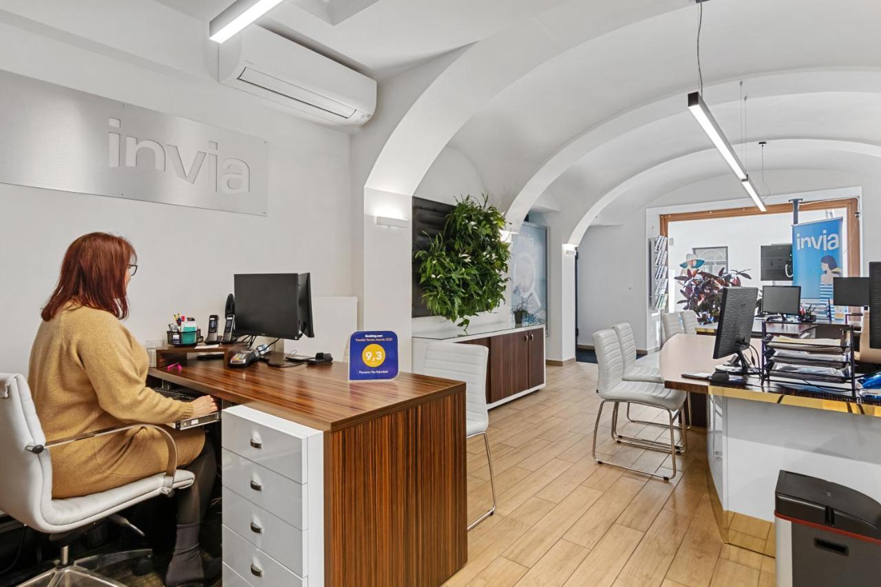 Penzion Na Namesti Dvůr Králové nad Labem Extérieur photo