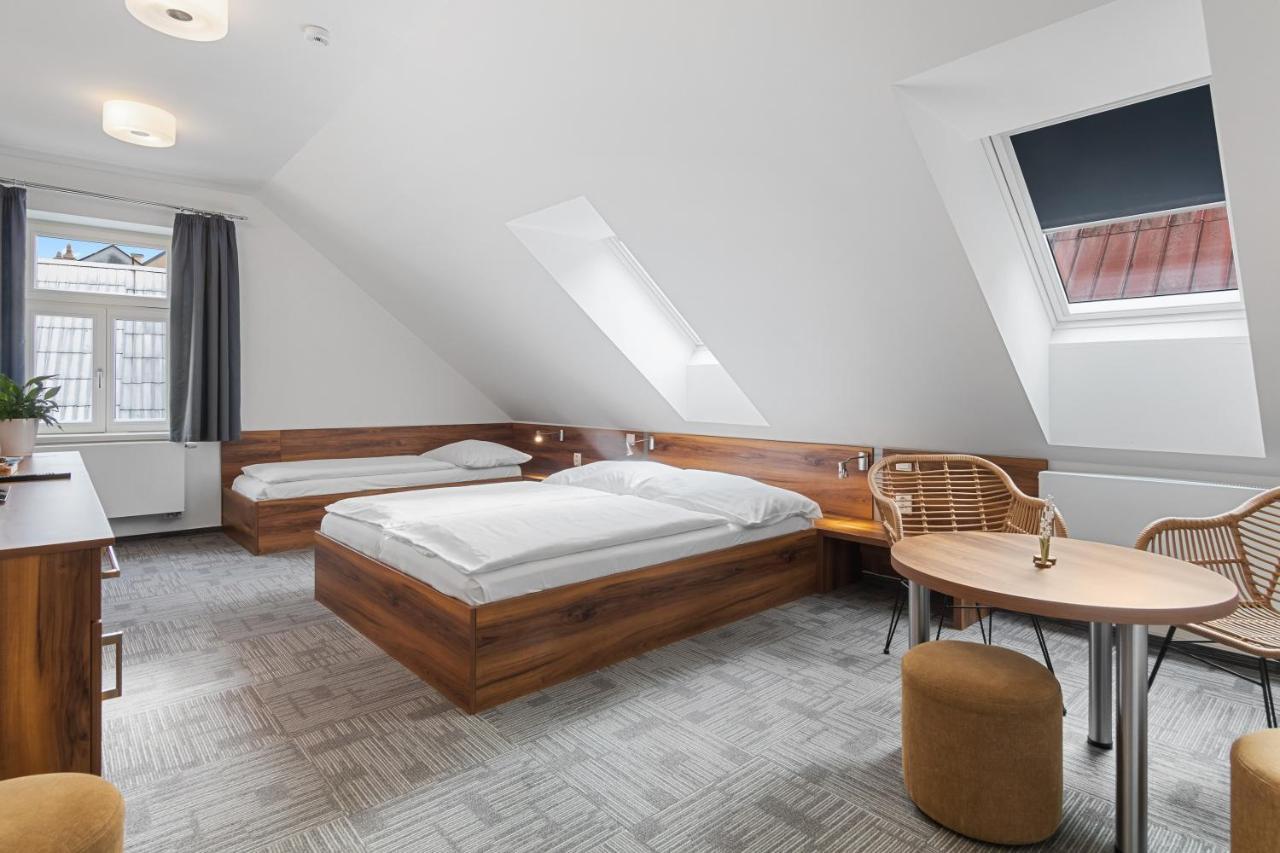 Penzion Na Namesti Dvůr Králové nad Labem Extérieur photo